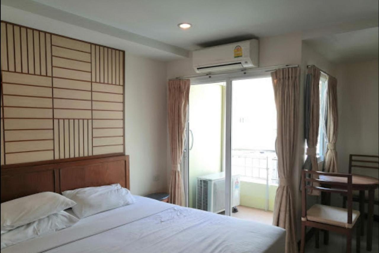 פאטאיה Oyo 1097 Thep Apartment מראה חיצוני תמונה